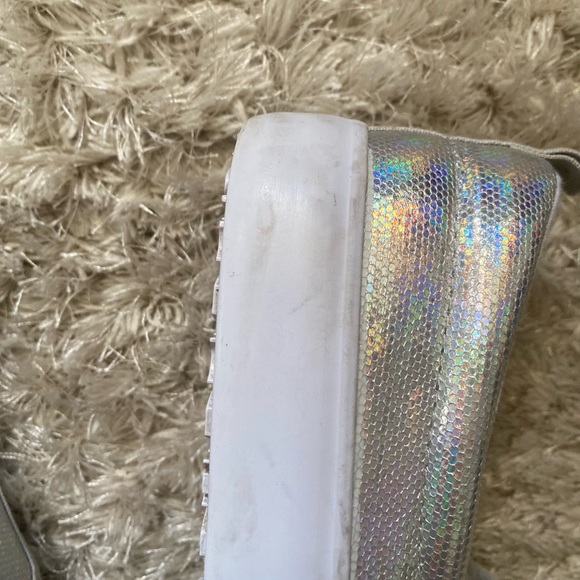 Girls iridescent slip on shoes - Picture 6 of 10